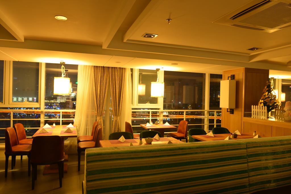 Yitel Ningbo Old Bund Hotel Exterior photo