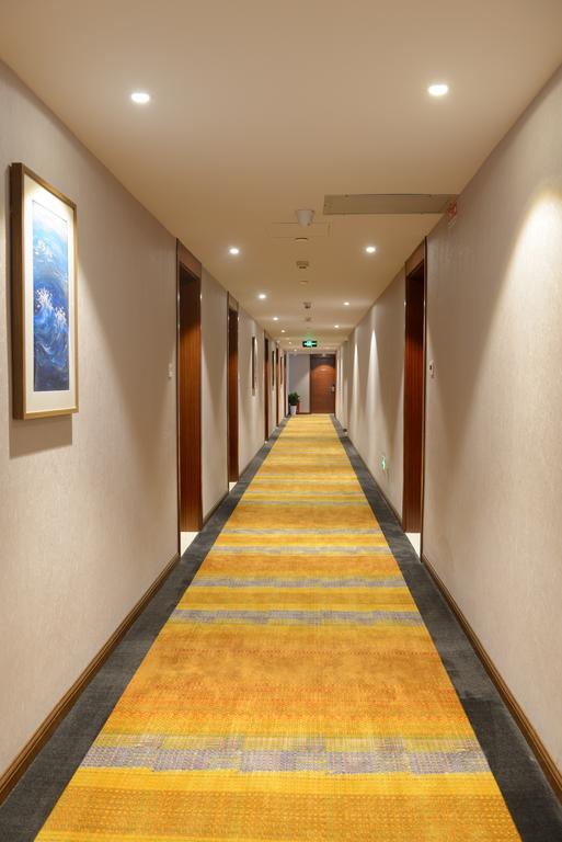 Yitel Ningbo Old Bund Hotel Exterior photo